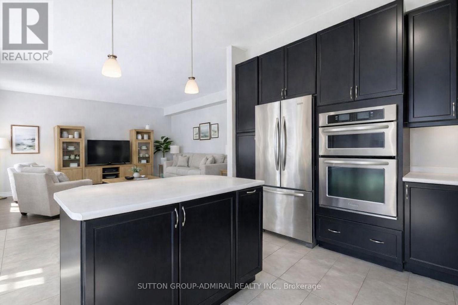 1 Citrine Drive, Bradford West Gwillimbury (Bradford), Ontario  L3Z 0T5 - Photo 8 - N12946216