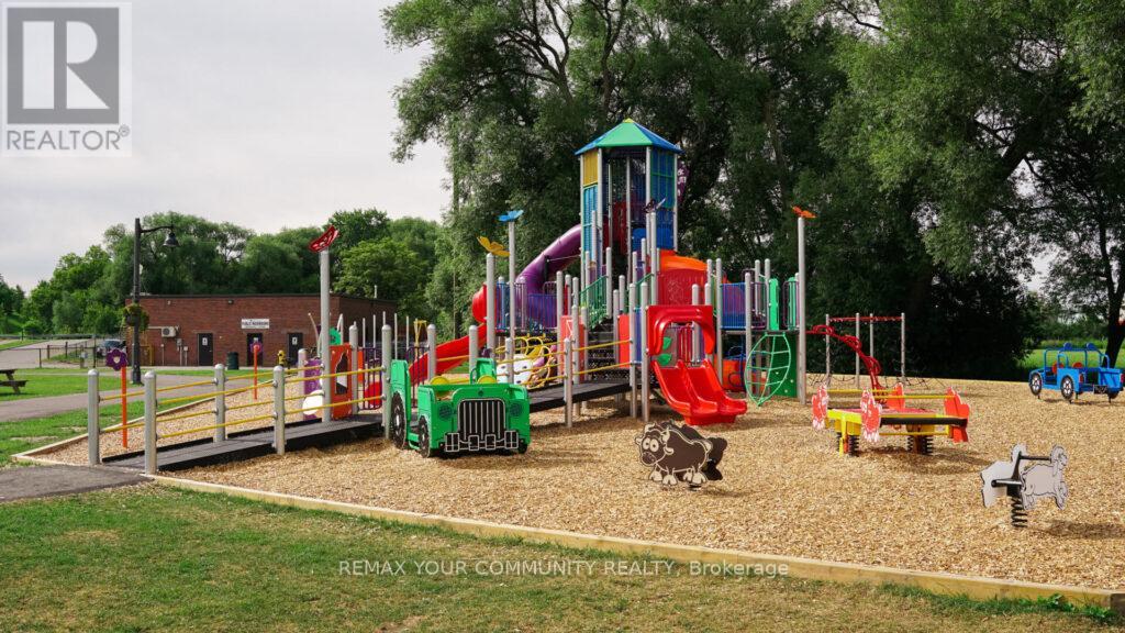 42 Somerville Street, Whitchurch-Stouffville, Ontario  L4A 1G6 - Photo 48 - N12946222