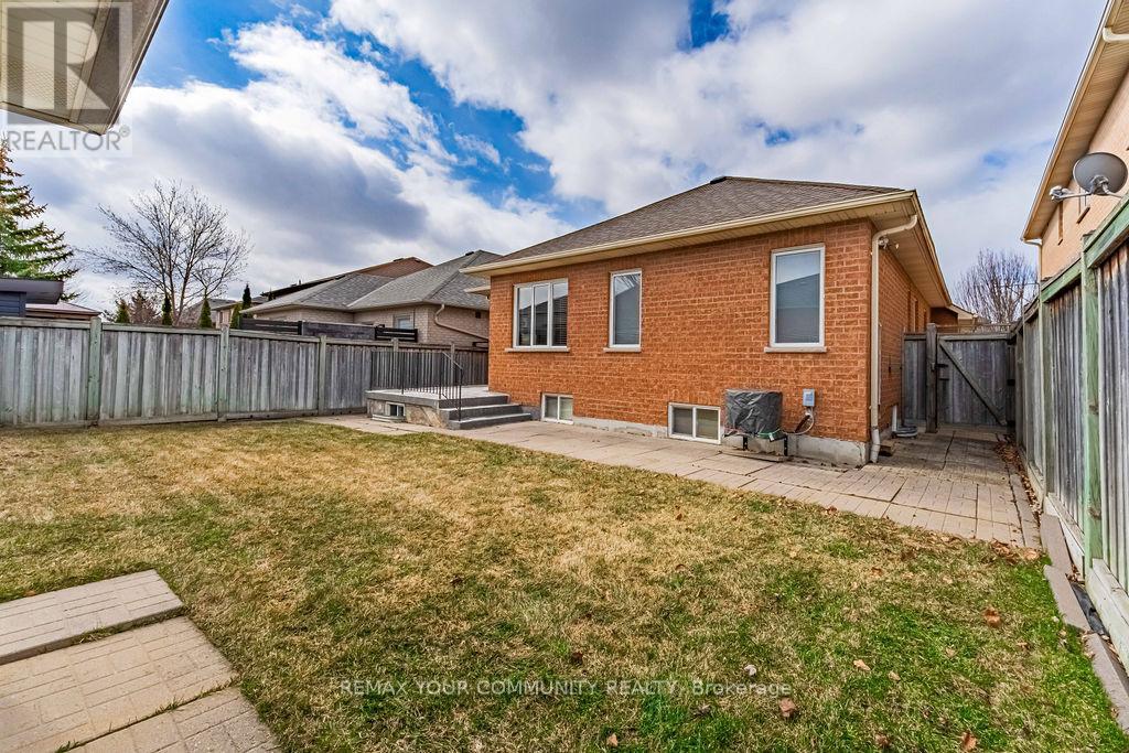 23 Amelynn Crescent, Vaughan, Ontario  L4H 1P3 - Photo 26 - N12946254