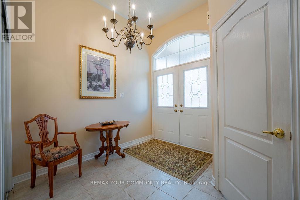 23 Amelynn Crescent, Vaughan, Ontario  L4H 1P3 - Photo 4 - N12946254