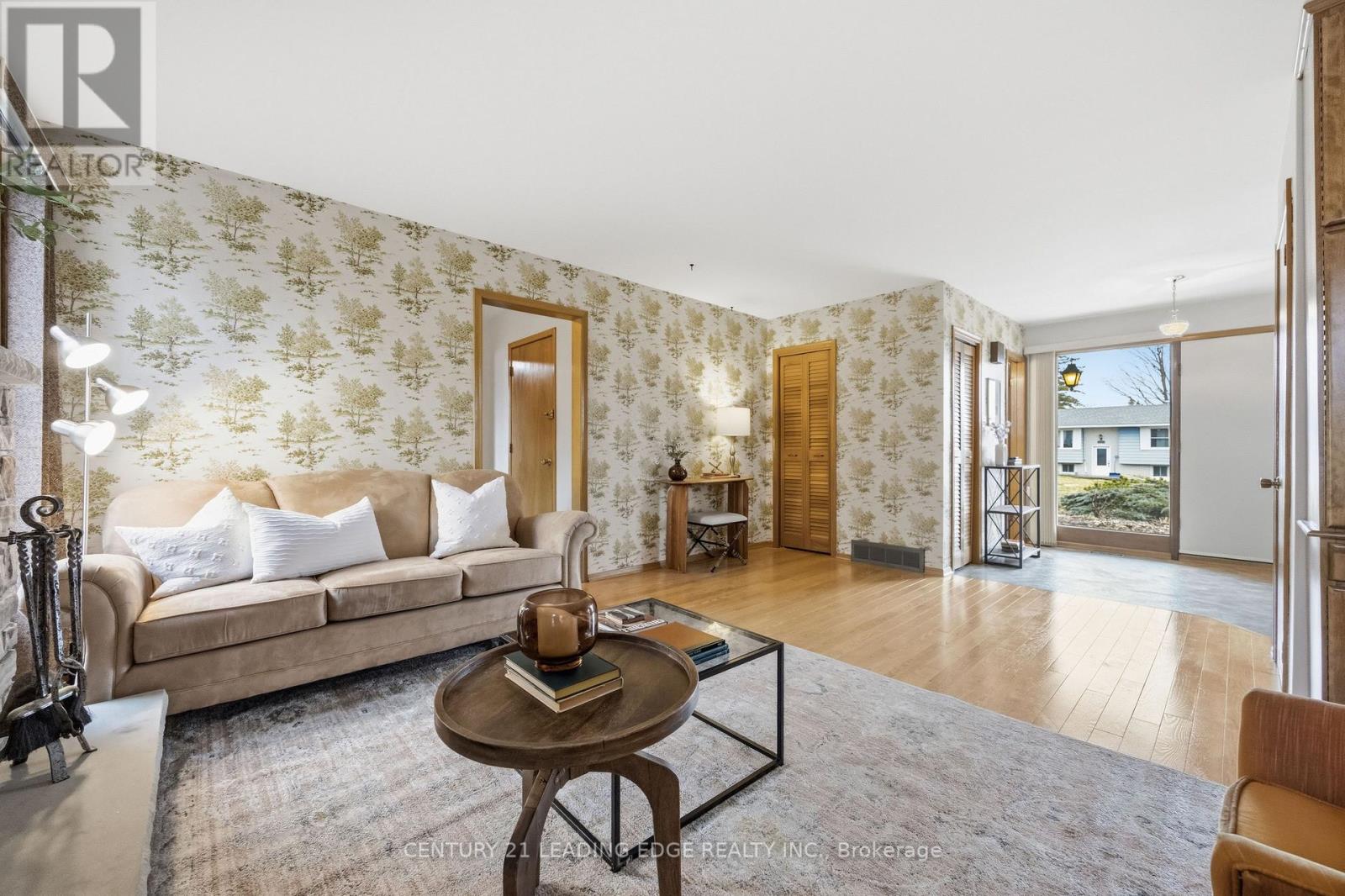 72 Beaver Ridge Drive, Brock, Ontario  L0E 1E0 - Photo 10 - N12946258