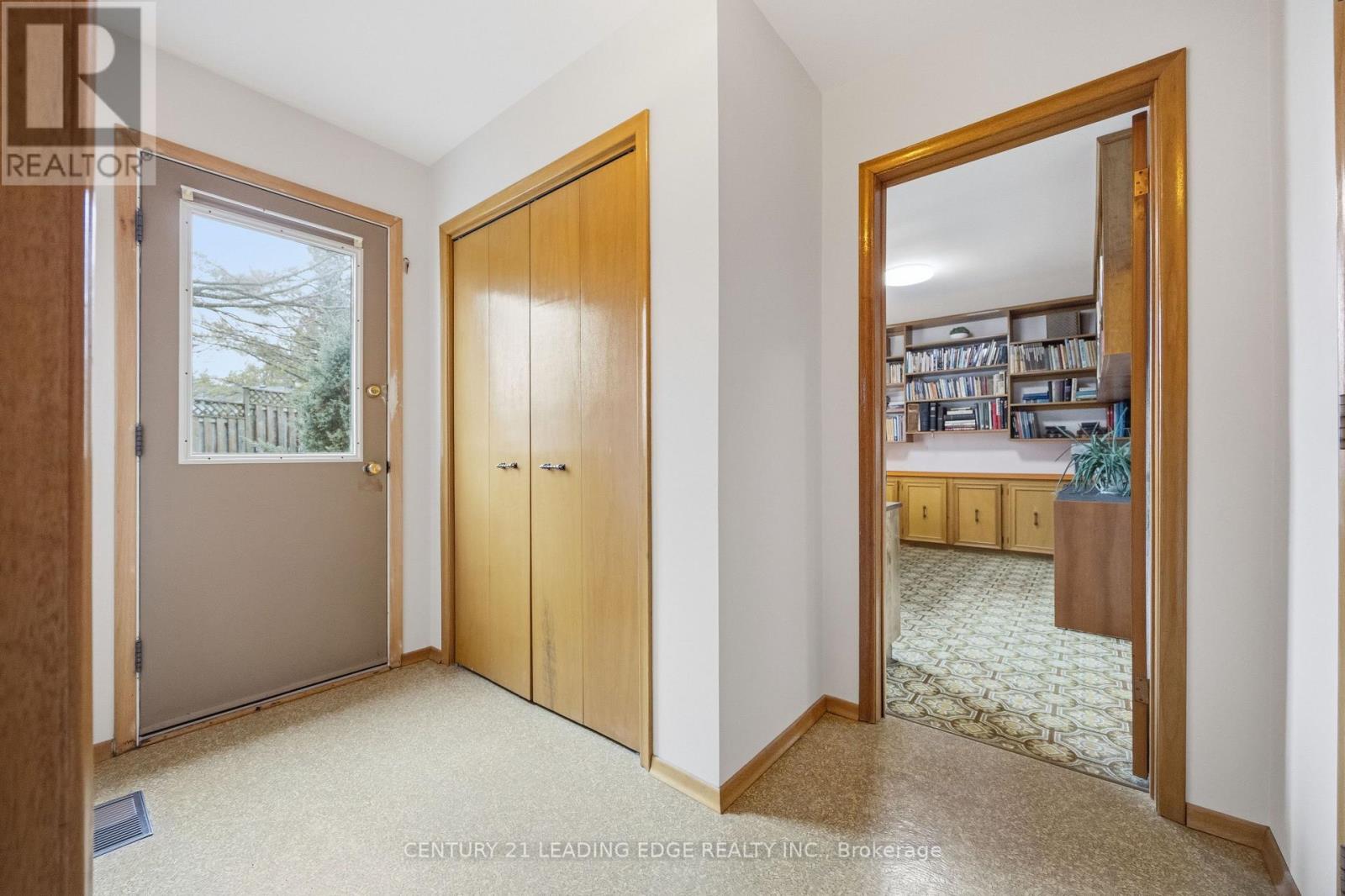 72 Beaver Ridge Drive, Brock, Ontario  L0E 1E0 - Photo 11 - N12946258