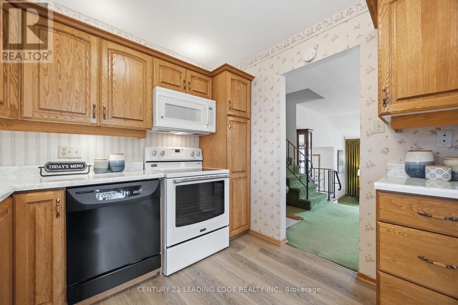 72 Beaver Ridge Drive, Brock, Ontario  L0E 1E0 - Photo 23 - N12946258