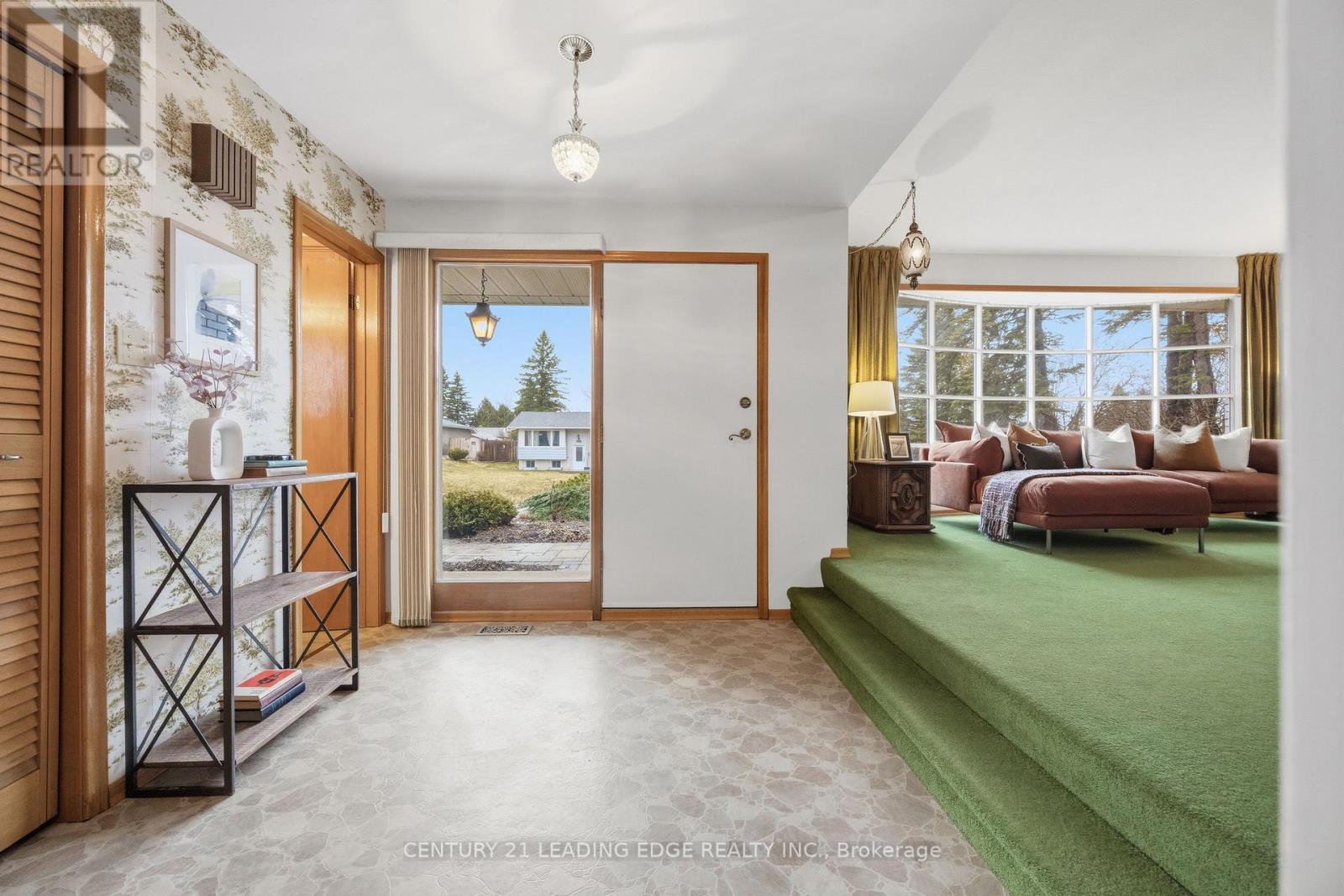 72 Beaver Ridge Drive, Brock, Ontario  L0E 1E0 - Photo 5 - N12946258