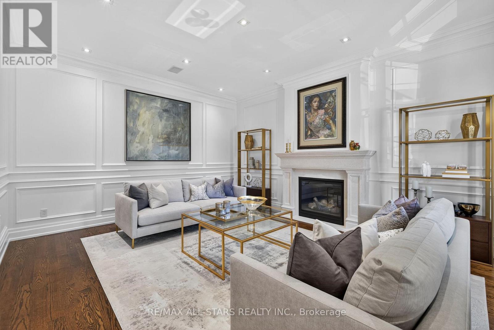 126 Hillview Road, Aurora, Ontario  L4G 2M5 - Photo 7 - N12946294