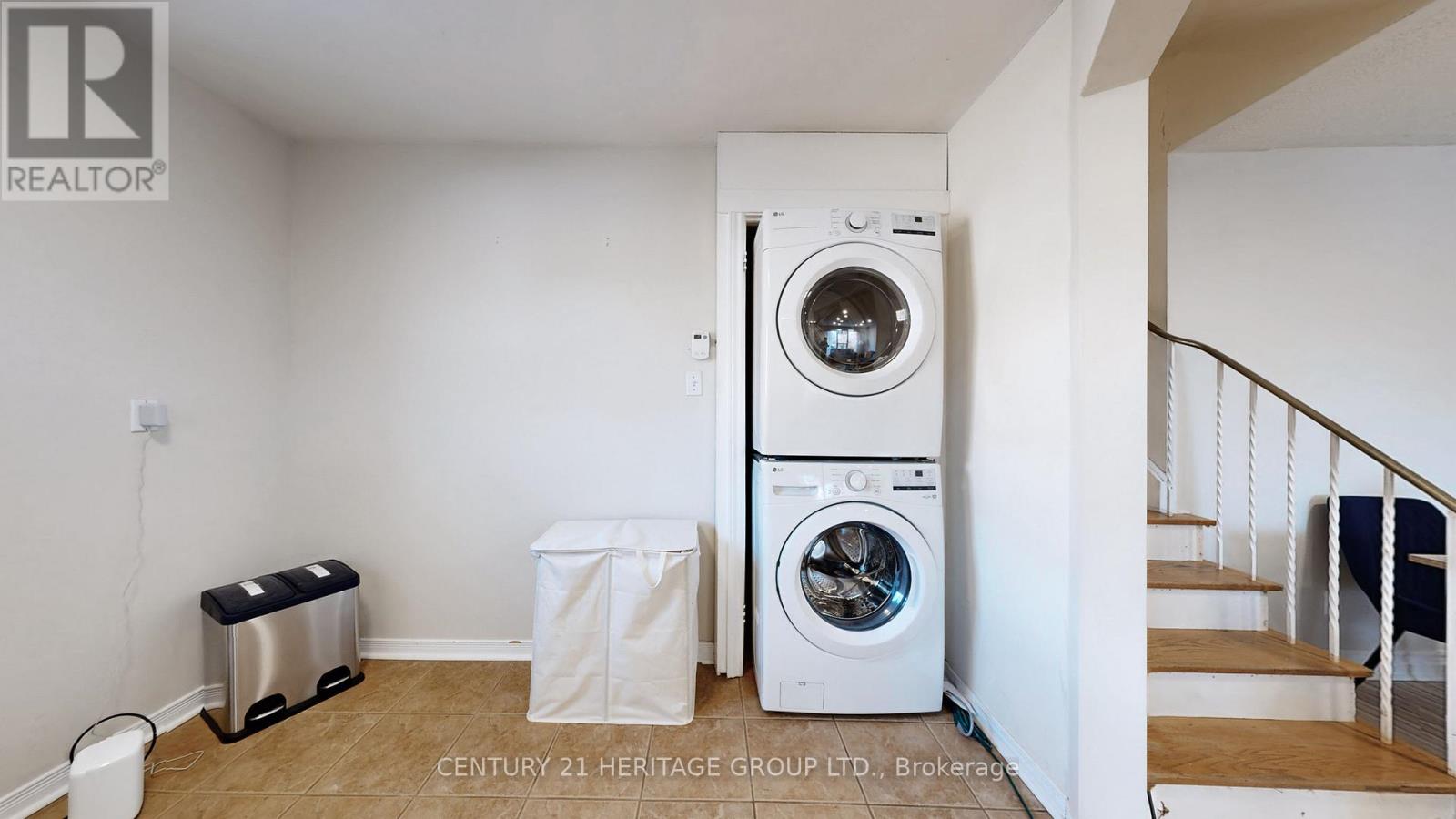 795 Greenfield Crescent, Newmarket, Ontario  L3Y 3B2 - Photo 19 - N12946302