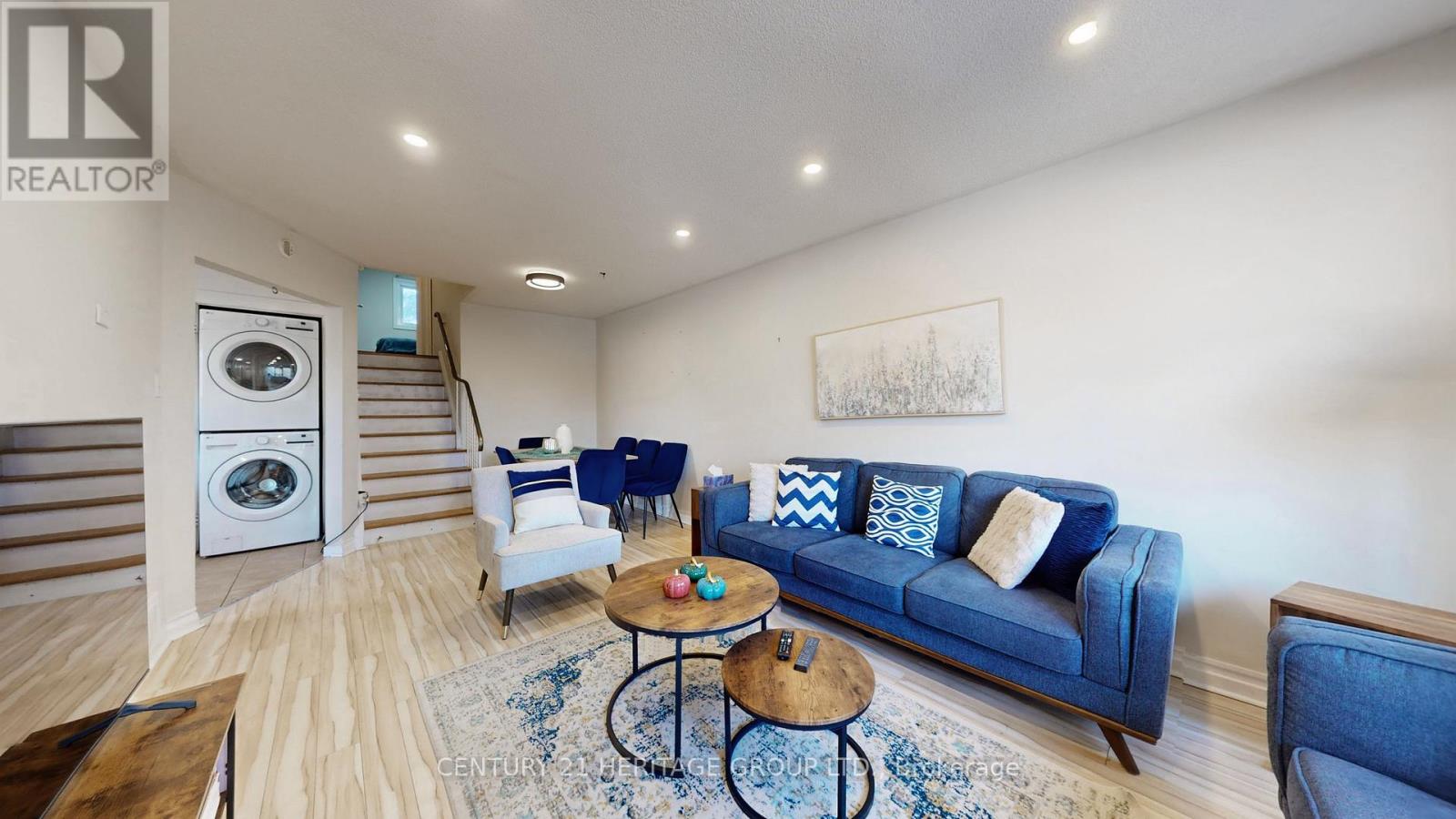 795 Greenfield Crescent, Newmarket, Ontario  L3Y 3B2 - Photo 7 - N12946302