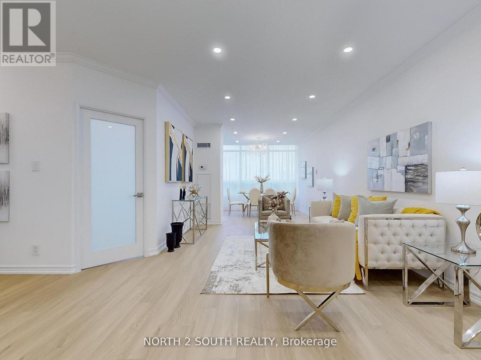 Ph27 - 32 Clarissa Drive W, Richmond Hill, Ontario  L4C 9R7 - Photo 13 - N12946312