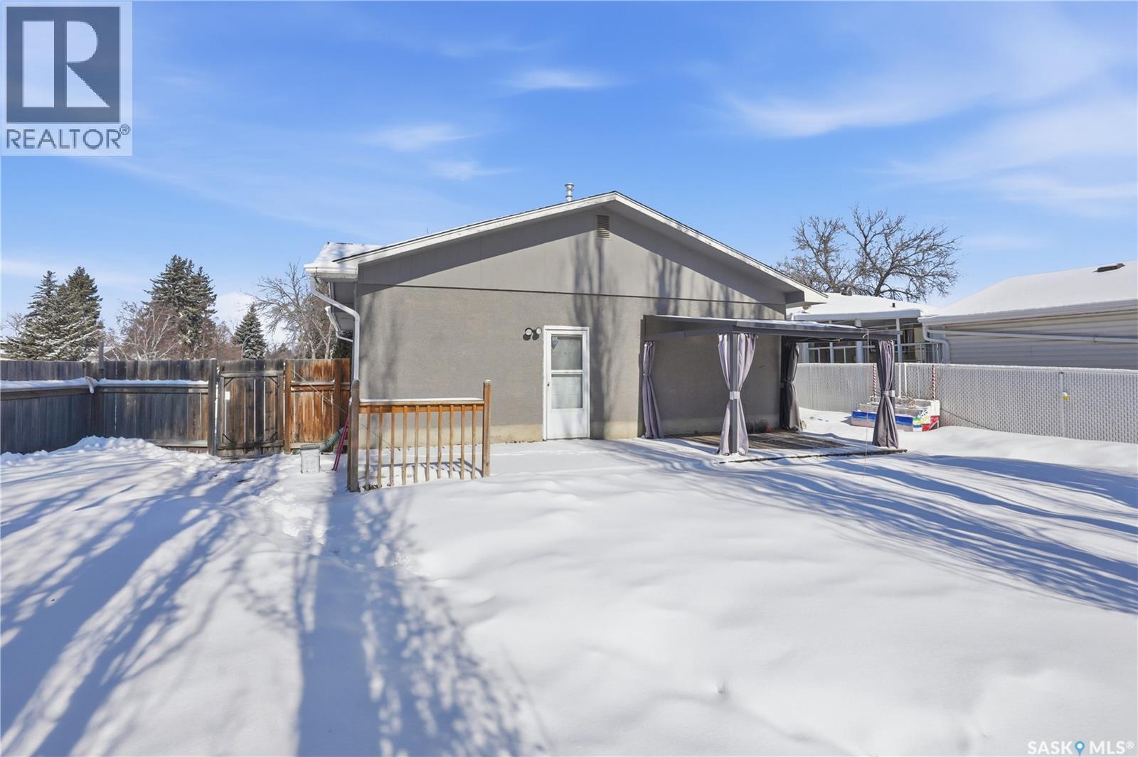 222 Smallwood Crescent, Saskatoon, Saskatchewan  S7L 4S1 - Photo 43 - SK031749