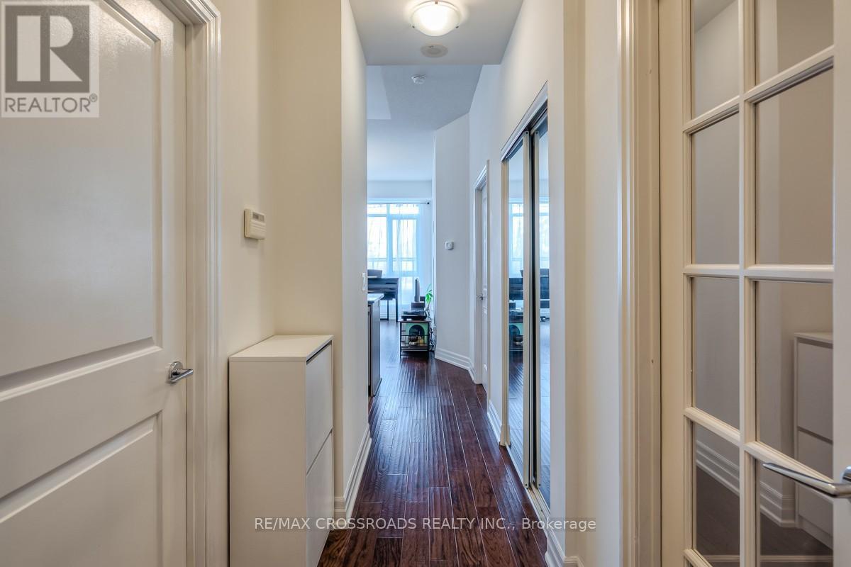 203 - 8110 Birchmount Road, Markham, Ontario  L6G 0E3 - Photo 3 - N12946416