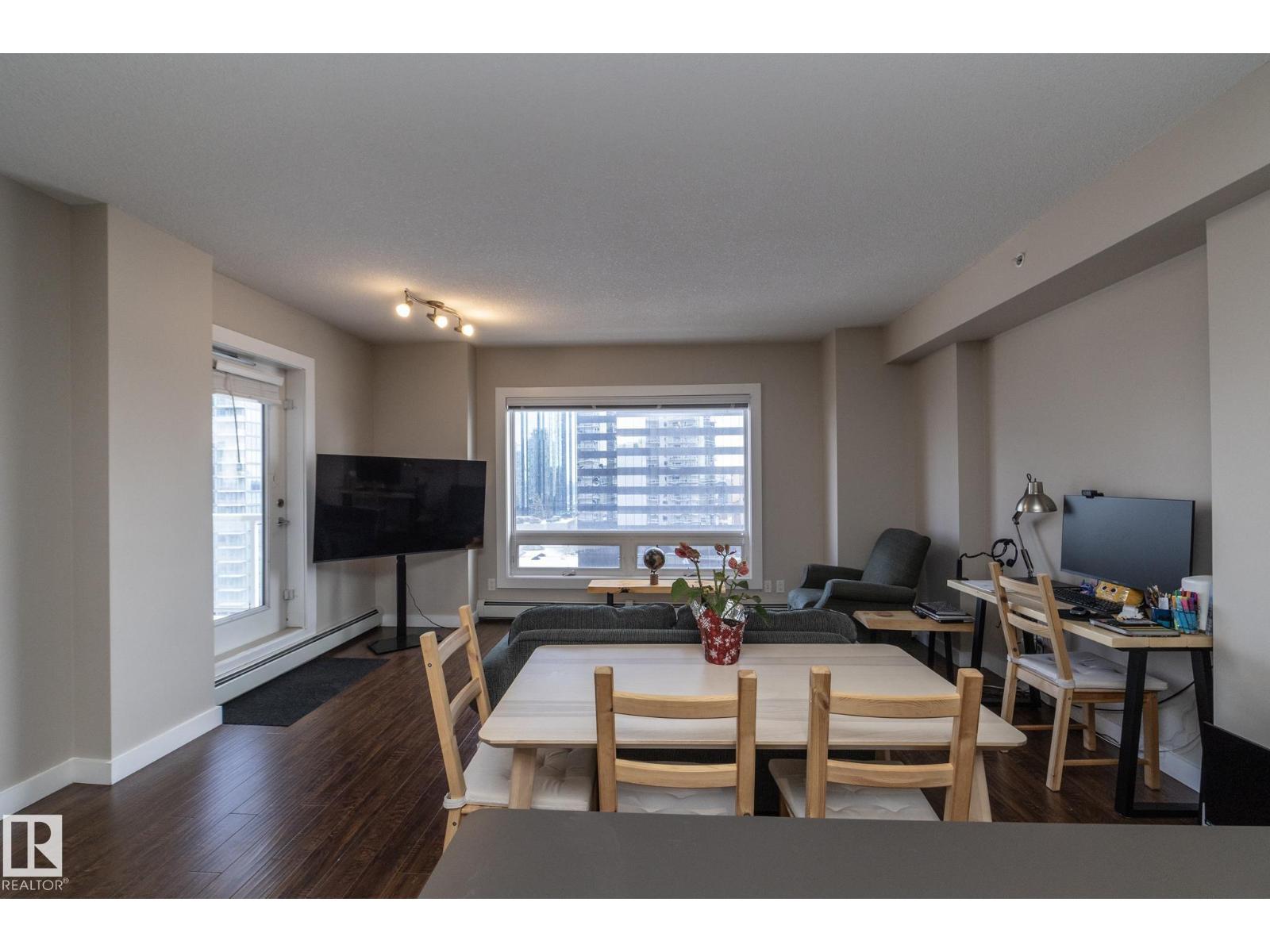 #1402 10136 104 St Nw, Edmonton, Alberta  T5J 0B5 - Photo 14 - E4480083