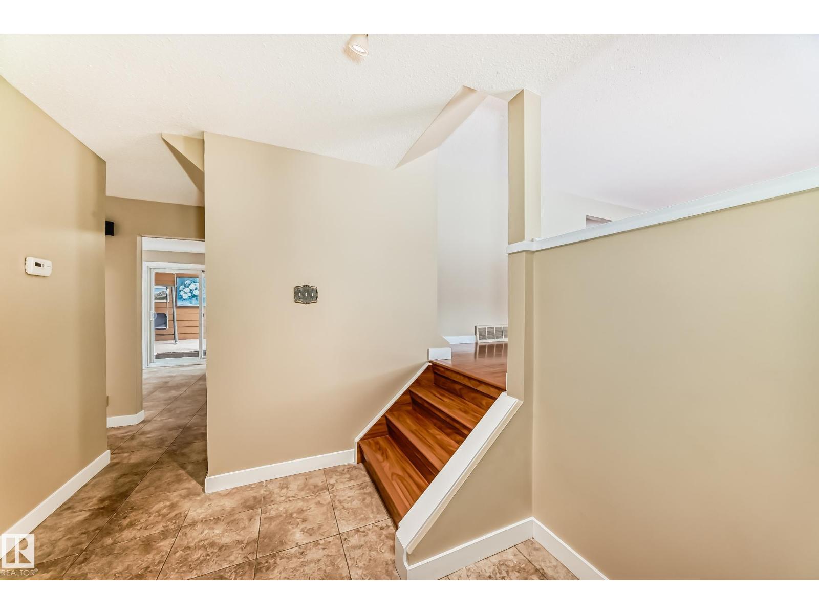 38 Lancaster Cr, St. Albert, Alberta  T8N 2N8 - Photo 8 - E4480065