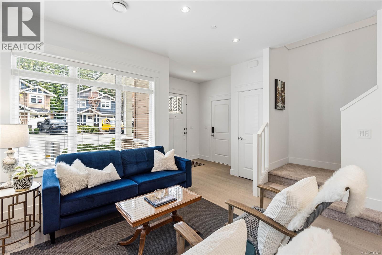 112 5160 Hammond Bay Rd, Nanaimo, British Columbia  V9T 5B5 - Photo 3 - 1030428