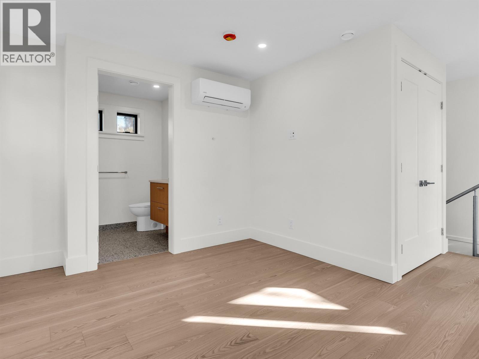 2568 W 2nd Avenue, Vancouver, British Columbia  V6K 1J8 - Photo 21 - R3096101