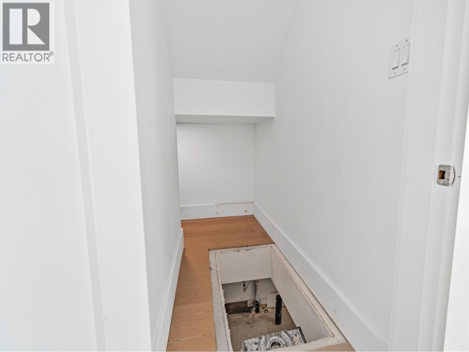 2568 W 2nd Avenue, Vancouver, British Columbia  V6K 1J8 - Photo 11 - R3096101