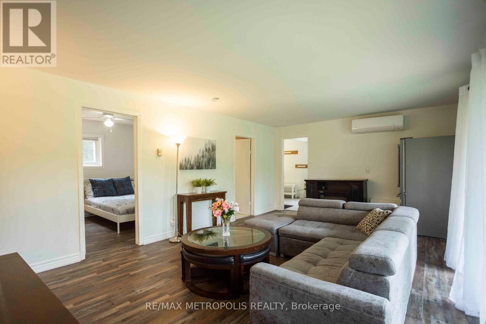 56 Georgian Manor Drive, Collingwood, Ontario  L9Y 3Z1 - Photo 23 - S12946168