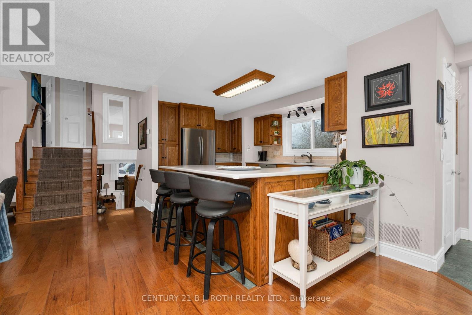 31 O'connell Lane, Oro-Medonte, Ontario  L0L 2E0 - Photo 6 - S12946358