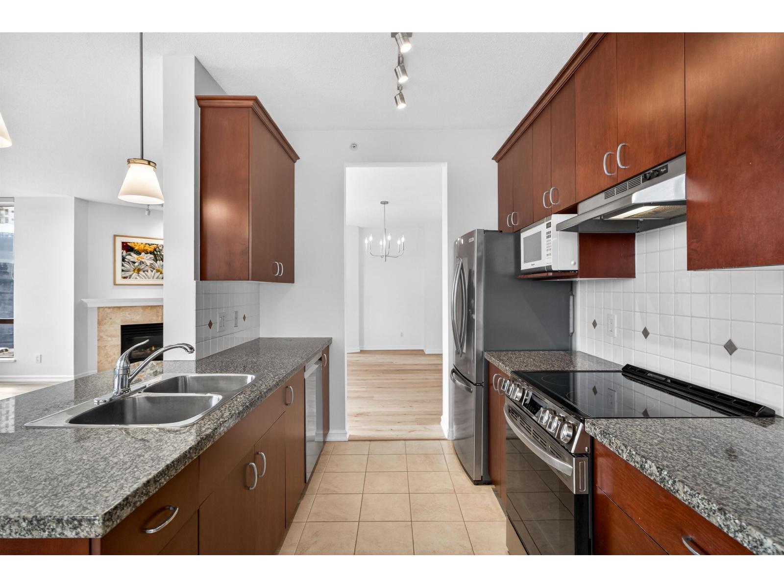 406 1551 Foster Street, White Rock, British Columbia  V4B 5M1 - Photo 17 - R3105615