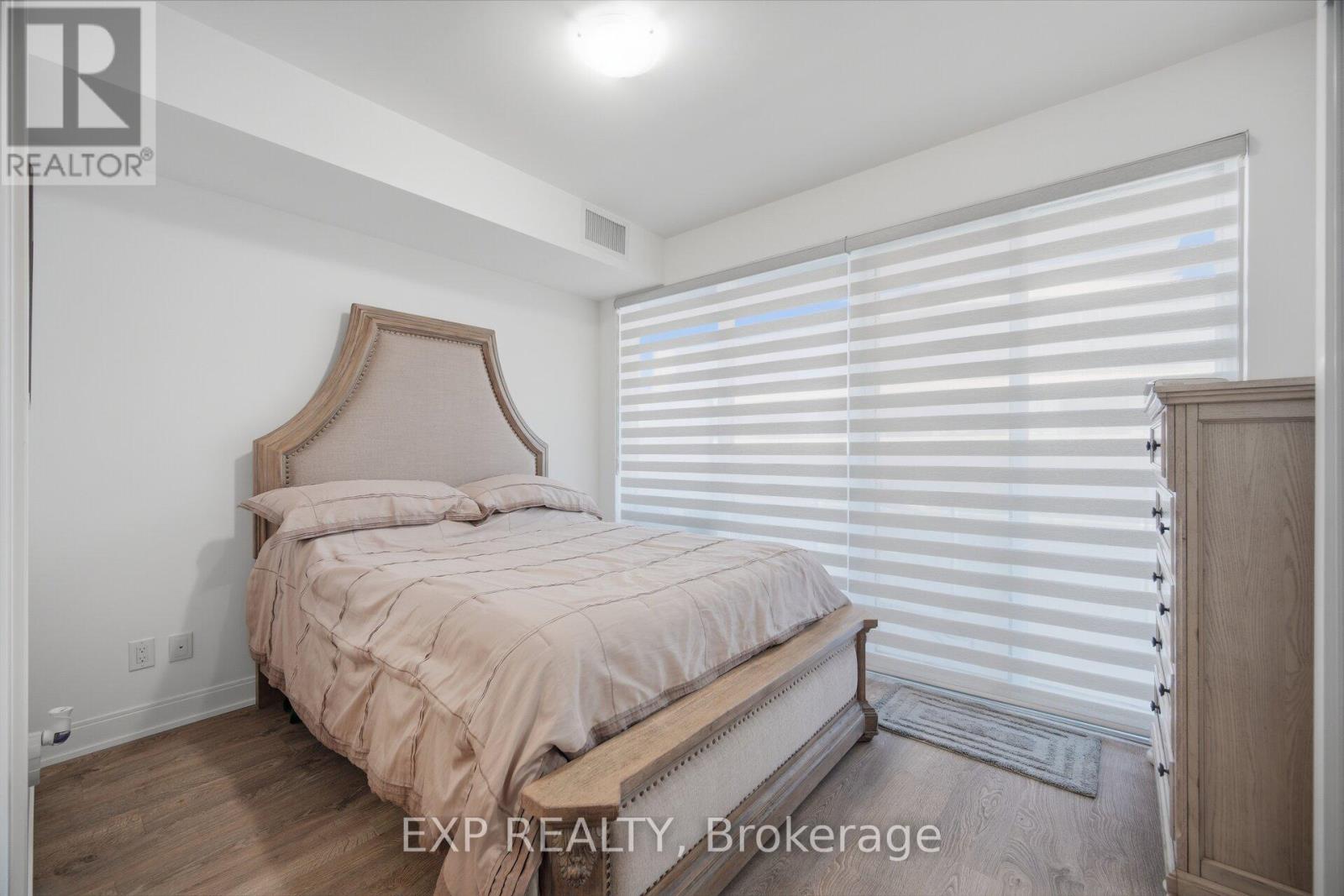 804 - 70 Annie Craig Drive, Toronto, Ontario  M8V 0A8 - Photo 15 - W12946120