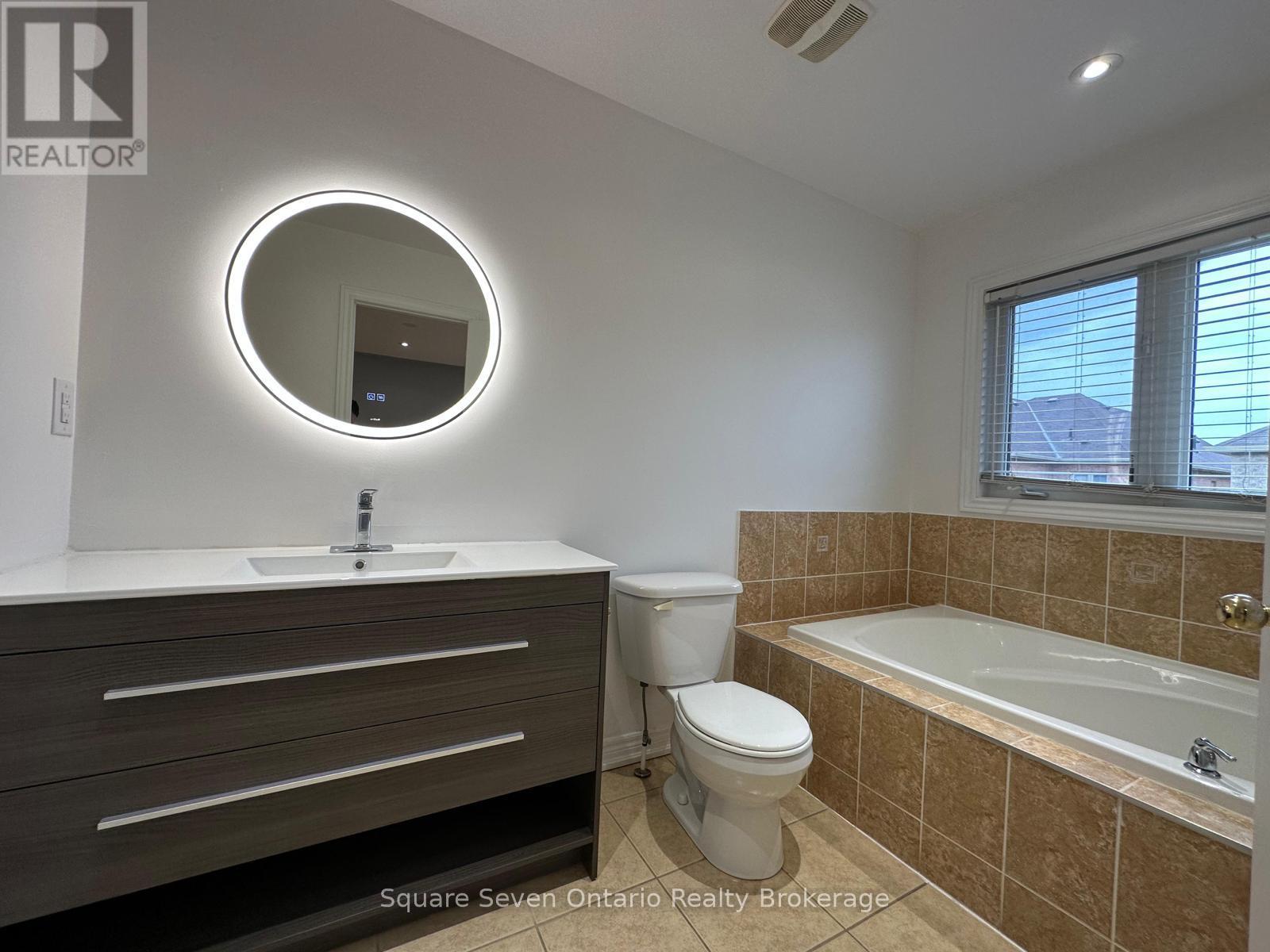 Upper Level - 34 Vanderpool Crescent, Brampton, Ontario  L6P 3W9 - Photo 13 - W12946154