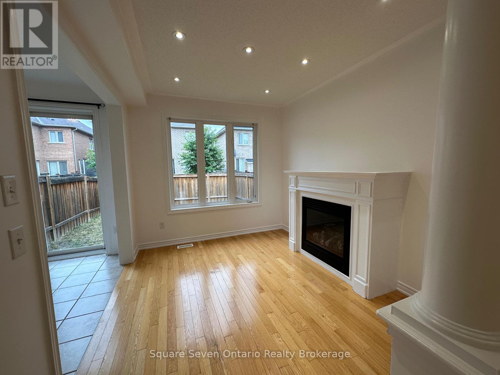 Upper Level - 34 Vanderpool Crescent, Brampton, Ontario  L6P 3W9 - Photo 6 - W12946154