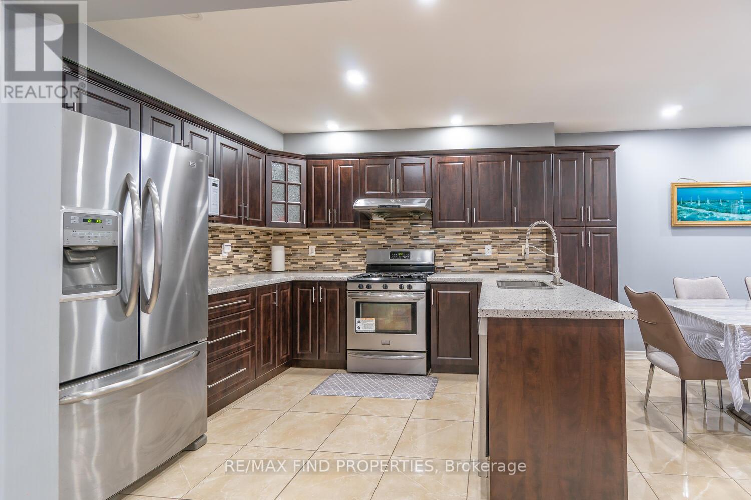 22 Ashmere Road, Brampton, Ontario  L7A 1W9 - Photo 16 - W12946178