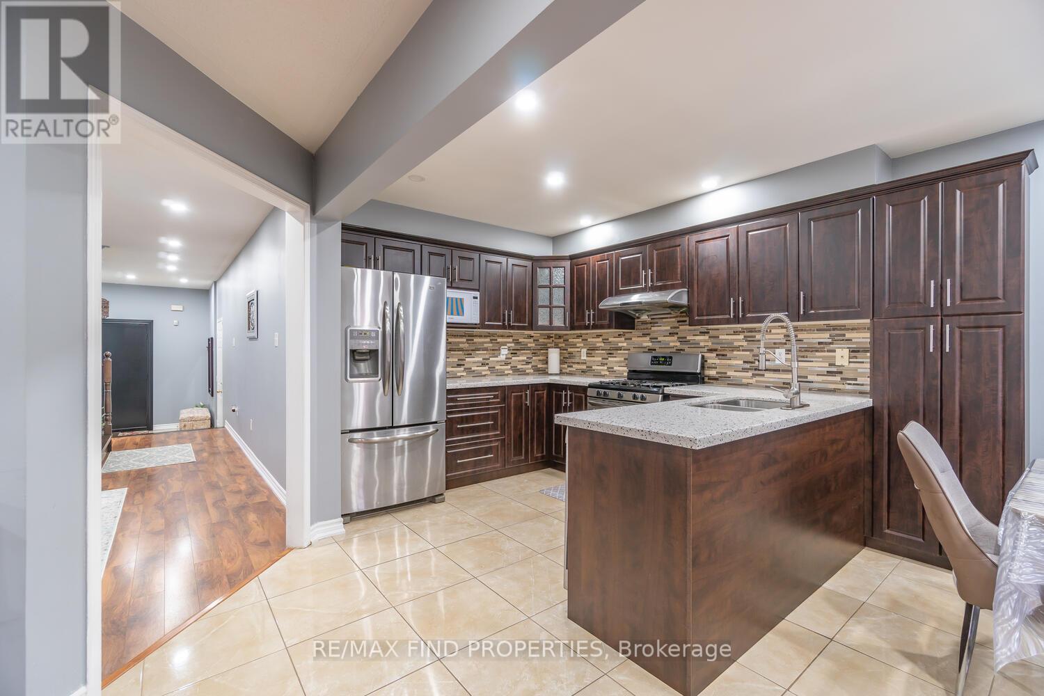 22 Ashmere Road, Brampton, Ontario  L7A 1W9 - Photo 17 - W12946178