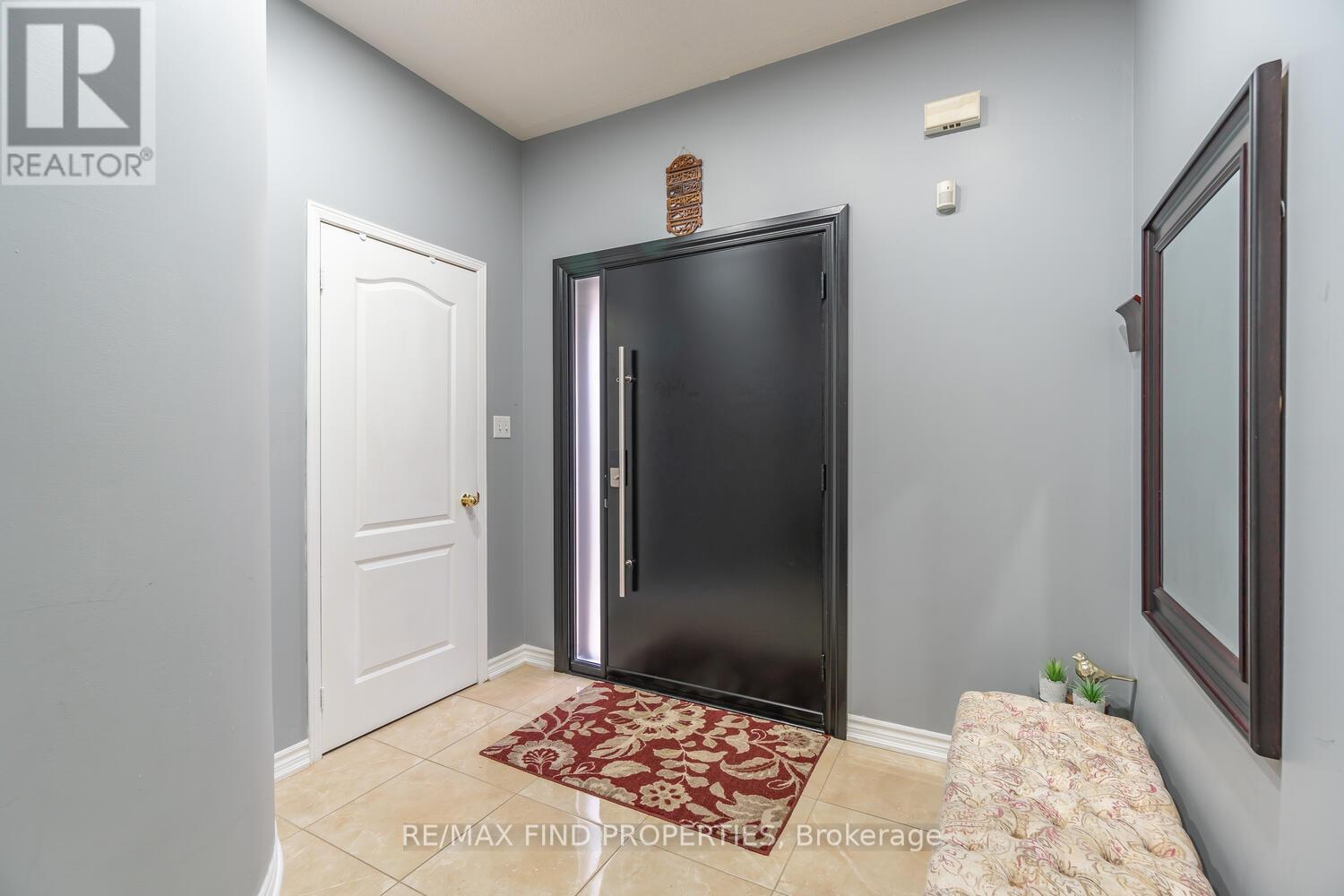 22 Ashmere Road, Brampton, Ontario  L7A 1W9 - Photo 6 - W12946178