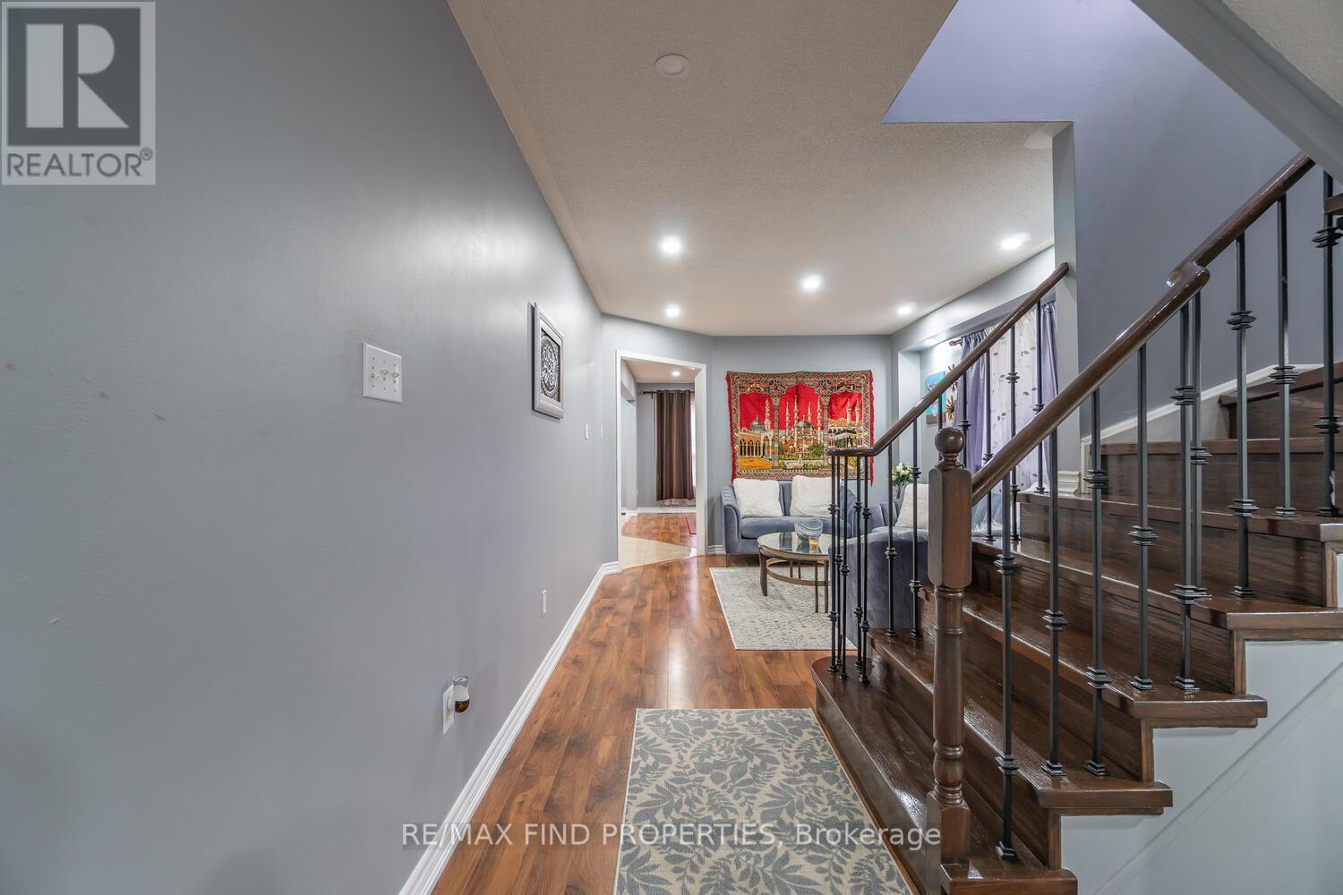 22 Ashmere Road, Brampton, Ontario  L7A 1W9 - Photo 7 - W12946178