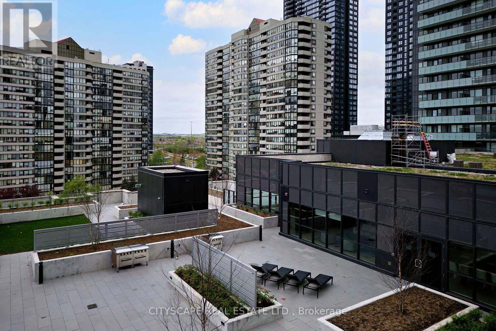 426 - 430 Square One Drive, Mississauga, Ontario  L5B 0L6 - Photo 28 - W12946184