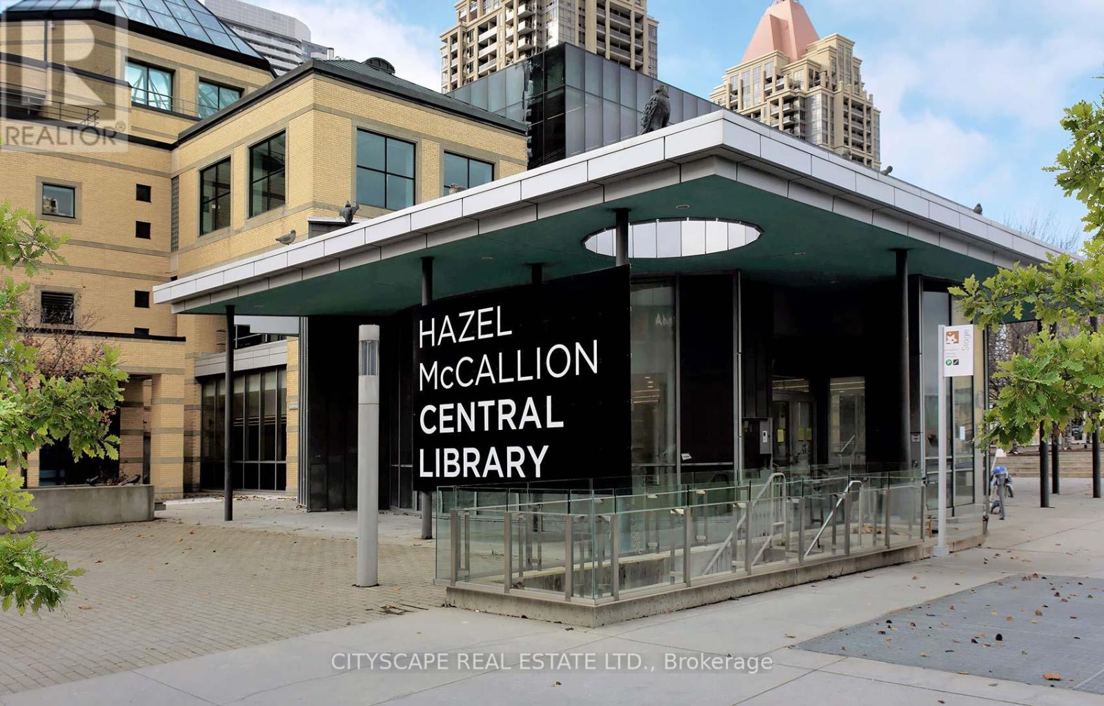 426 - 430 Square One Drive, Mississauga, Ontario  L5B 0L6 - Photo 42 - W12946184