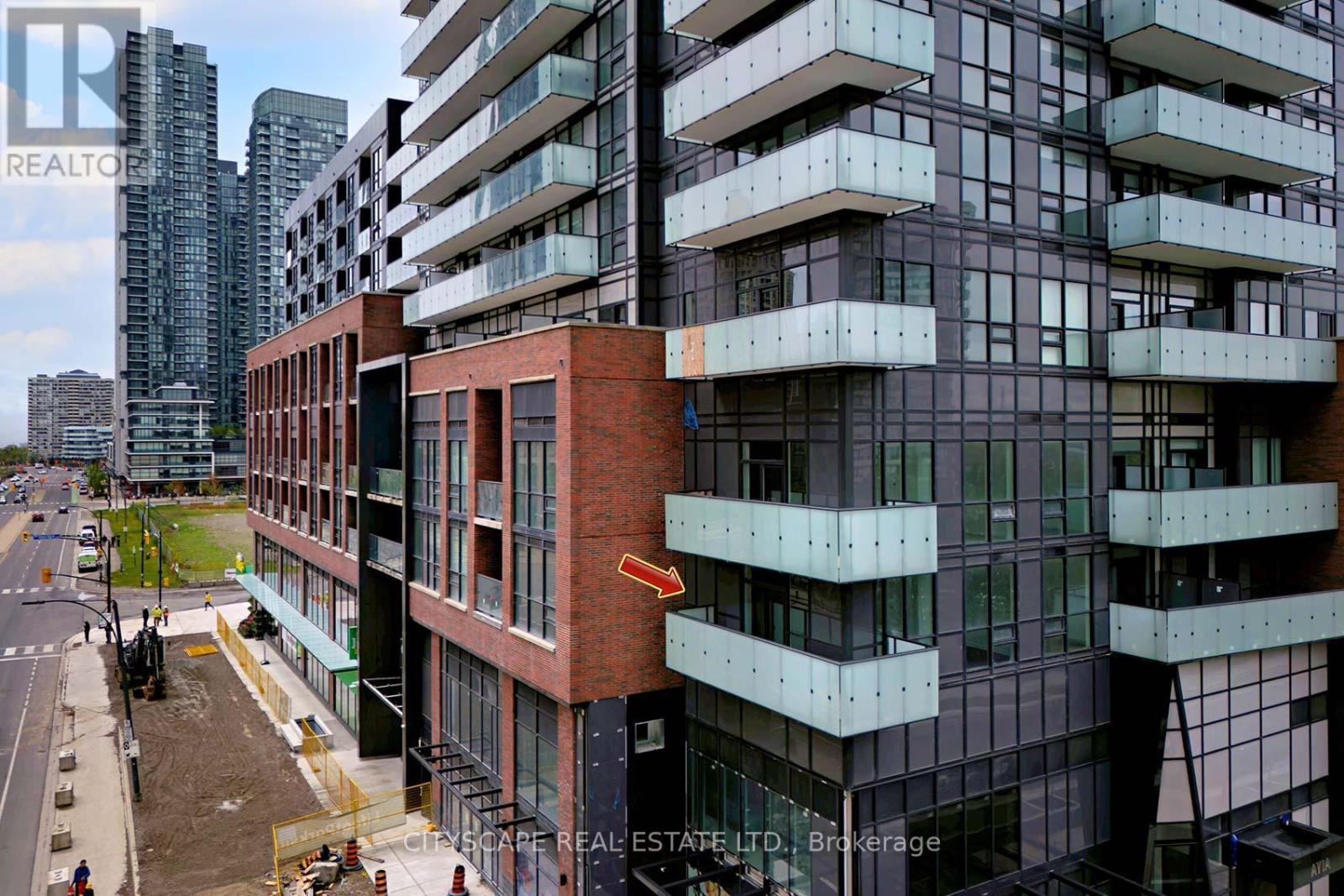 426 - 430 Square One Drive, Mississauga, Ontario  L5B 0L6 - Photo 8 - W12946184