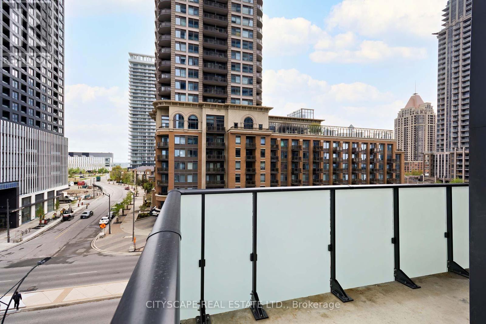 426 - 430 Square One Drive, Mississauga, Ontario  L5B 0L6 - Photo 9 - W12946184