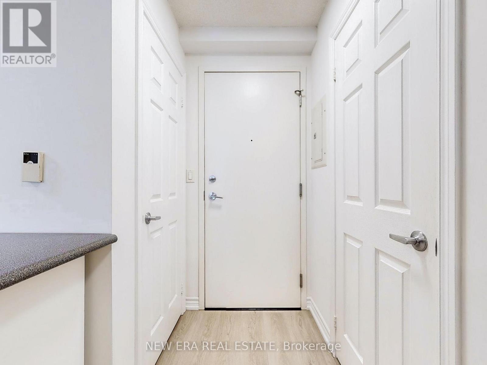 923 - 3888 Duke Of York Boulevard, Mississauga, Ontario  L5B 4P5 - Photo 20 - W12946220