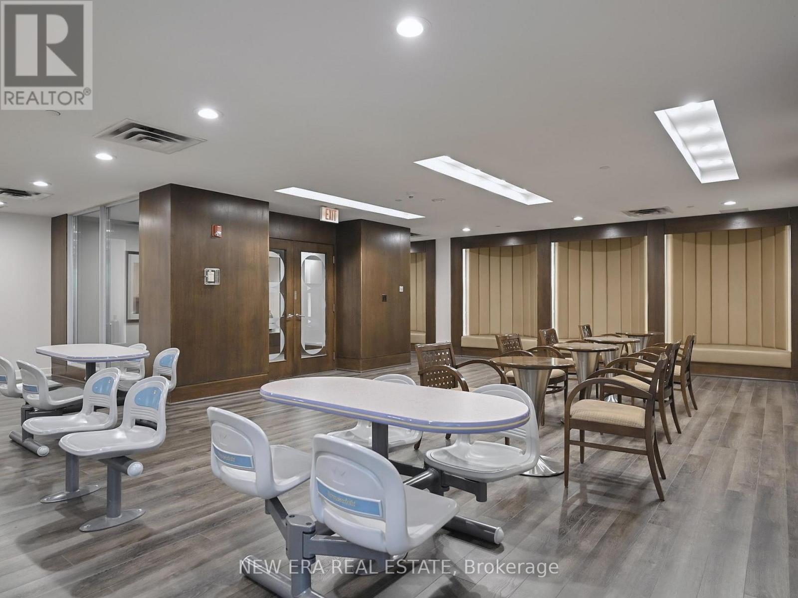 923 - 3888 Duke Of York Boulevard, Mississauga, Ontario  L5B 4P5 - Photo 34 - W12946220