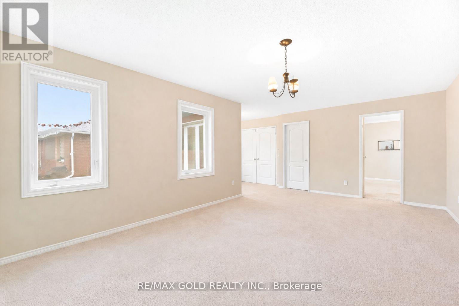 2441 Capilano Crescent, Oakville, Ontario  L6H 6L3 - Photo 21 - W12946226