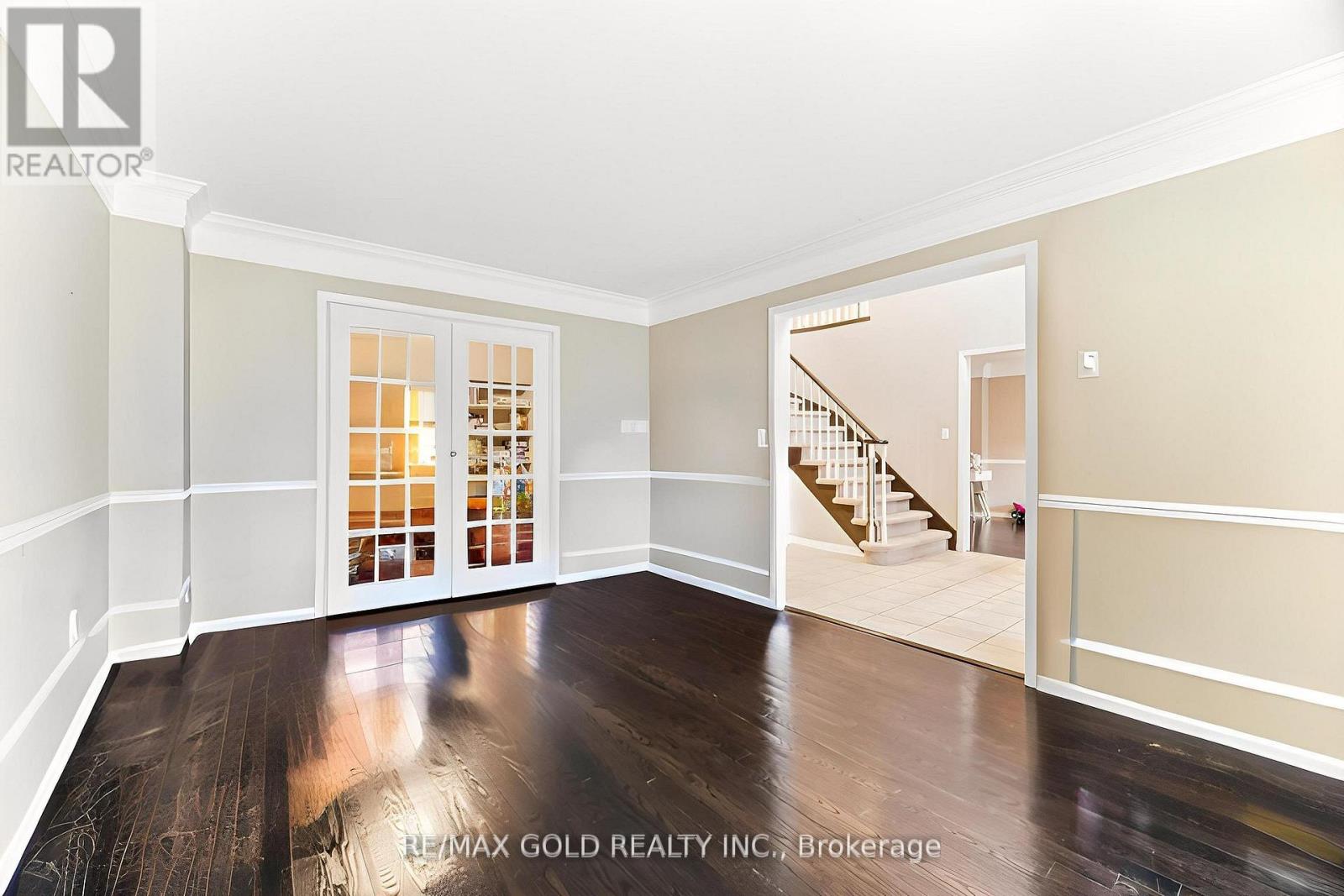 2441 Capilano Crescent, Oakville, Ontario  L6H 6L3 - Photo 5 - W12946226