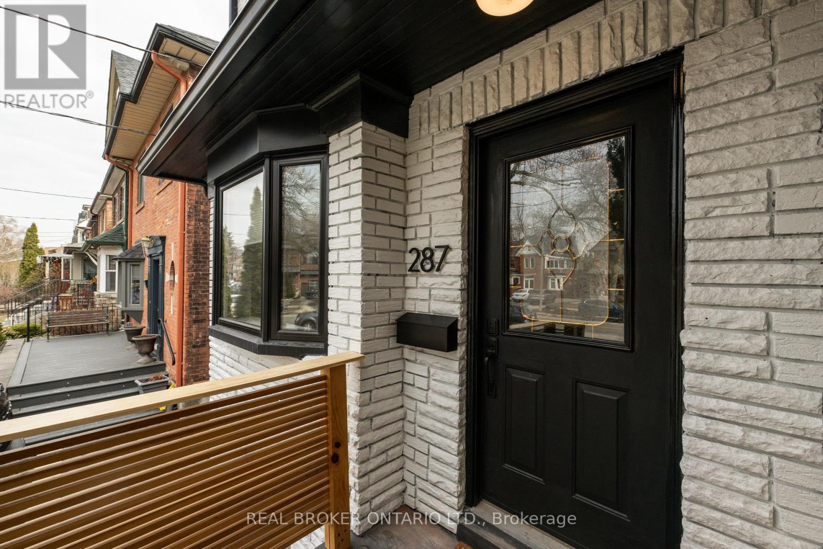 287 HIGH PARK AVENUE, Toronto, Ontario