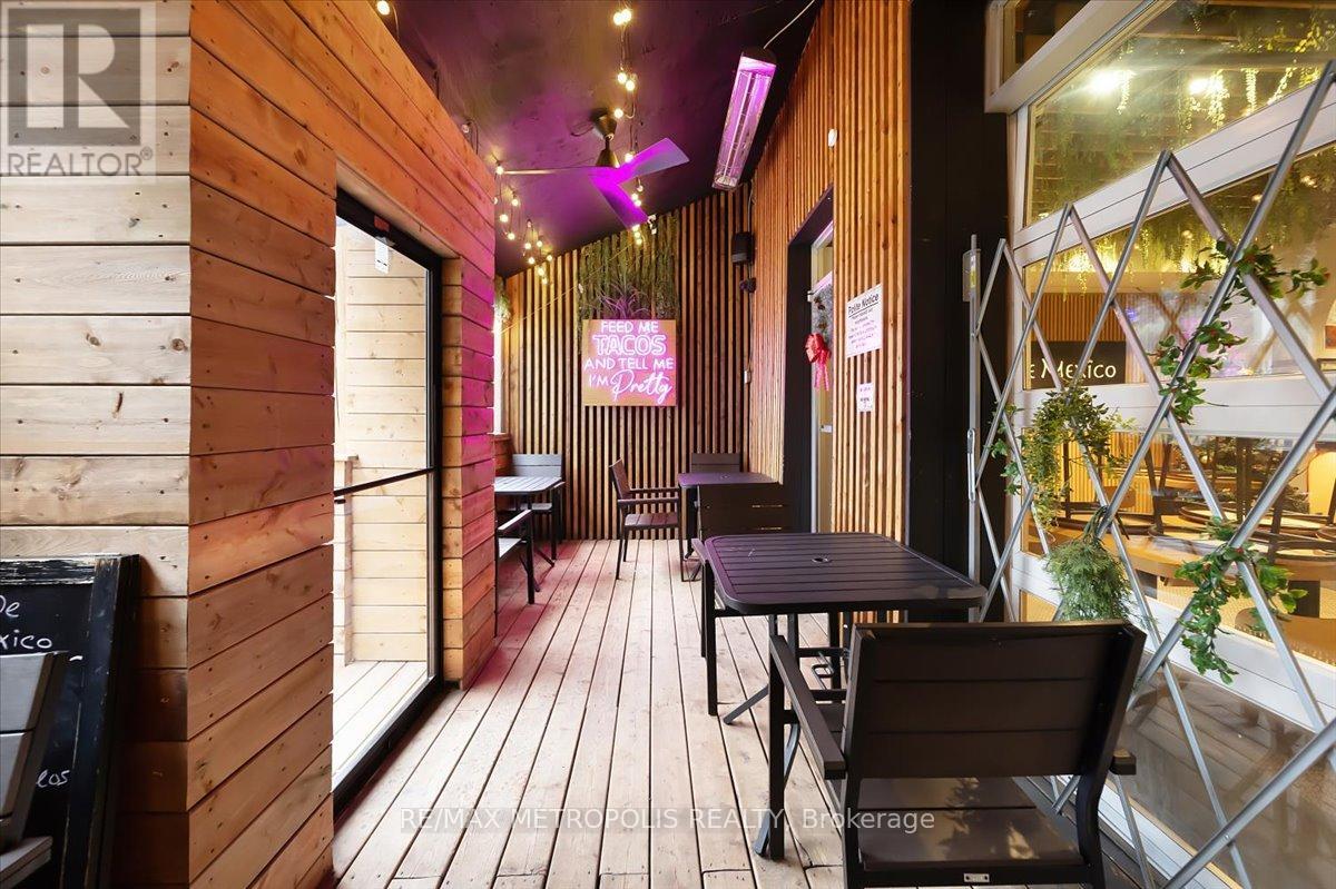 1226 King Street W, Toronto, Ontario  M6K 1G4 - Photo 12 - W12946266