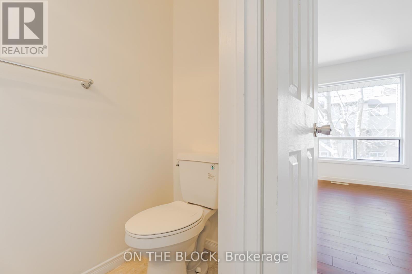 47 Carleton Place, Brampton, Ontario  L6T 3Z4 - Photo 9 - W12946338