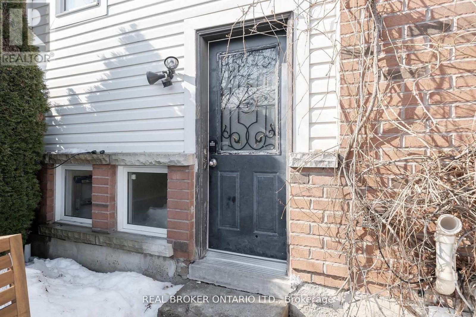 #basement - 3296 Flagstone Drive, Mississauga, Ontario  L5M 7T7 - Photo 3 - W12946356