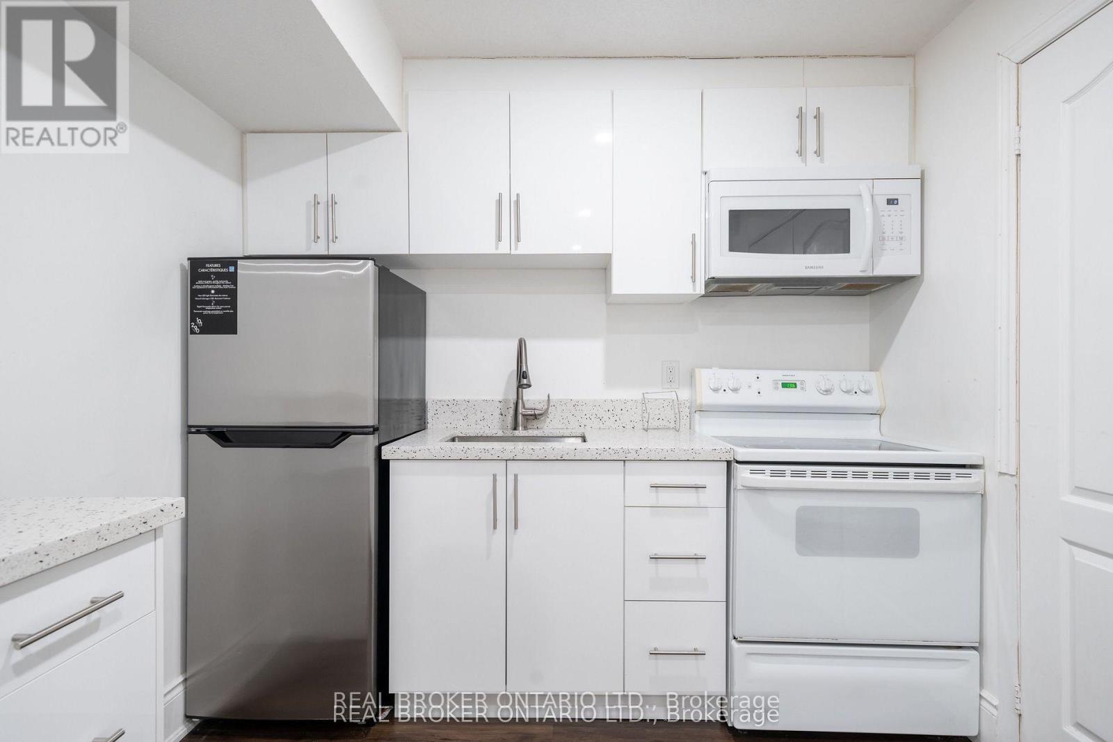 #basement - 3296 Flagstone Drive, Mississauga, Ontario  L5M 7T7 - Photo 9 - W12946356