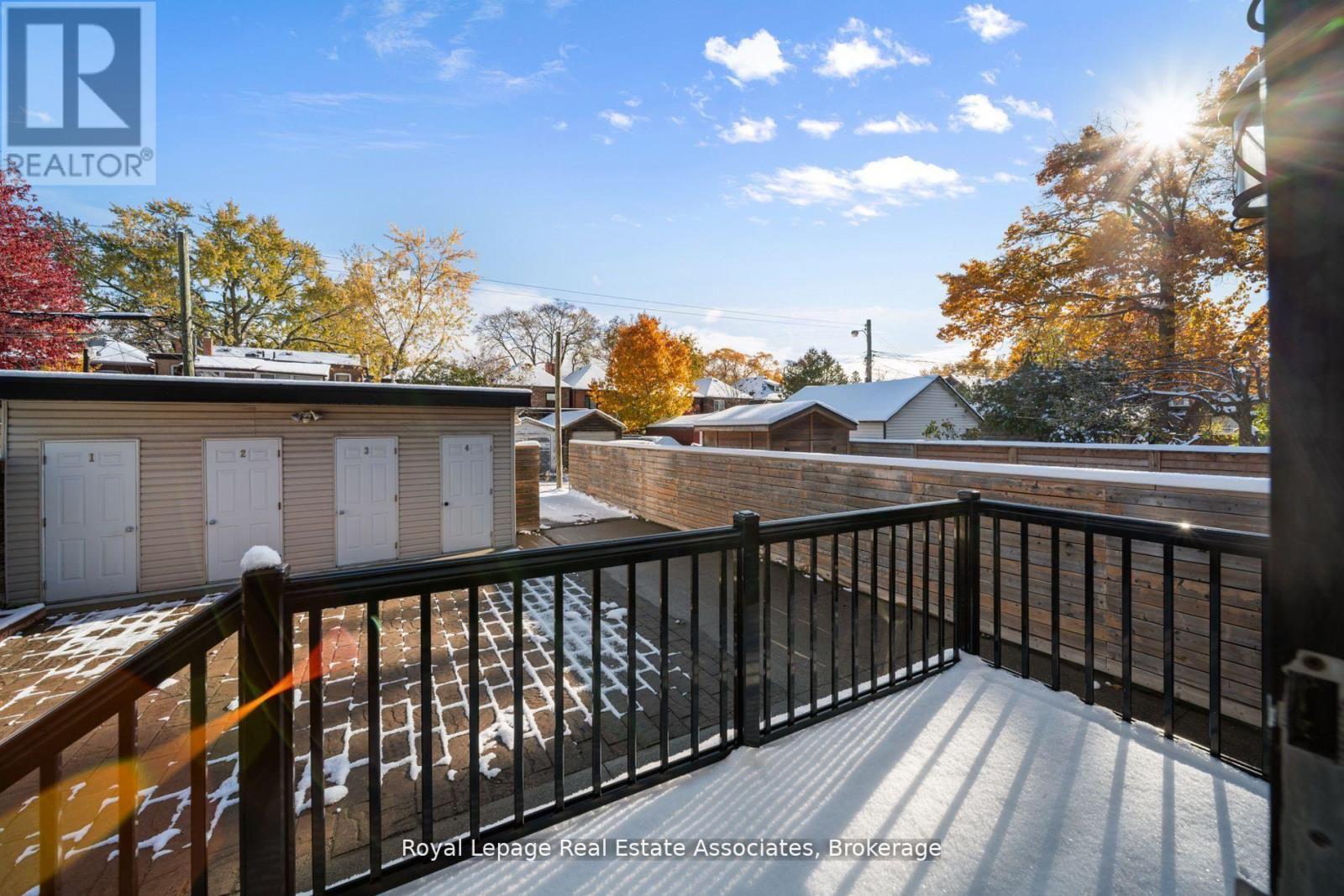 1 - 531 Runnymede Road, Toronto, Ontario  M6S 2Z8 - Photo 15 - W12946406