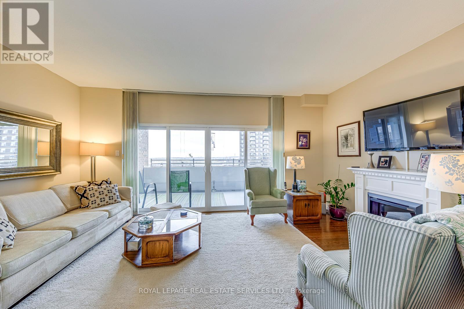 1104 - 965 Inverhouse Drive, Mississauga, Ontario  L5J 4B4 - Photo 18 - W12946422