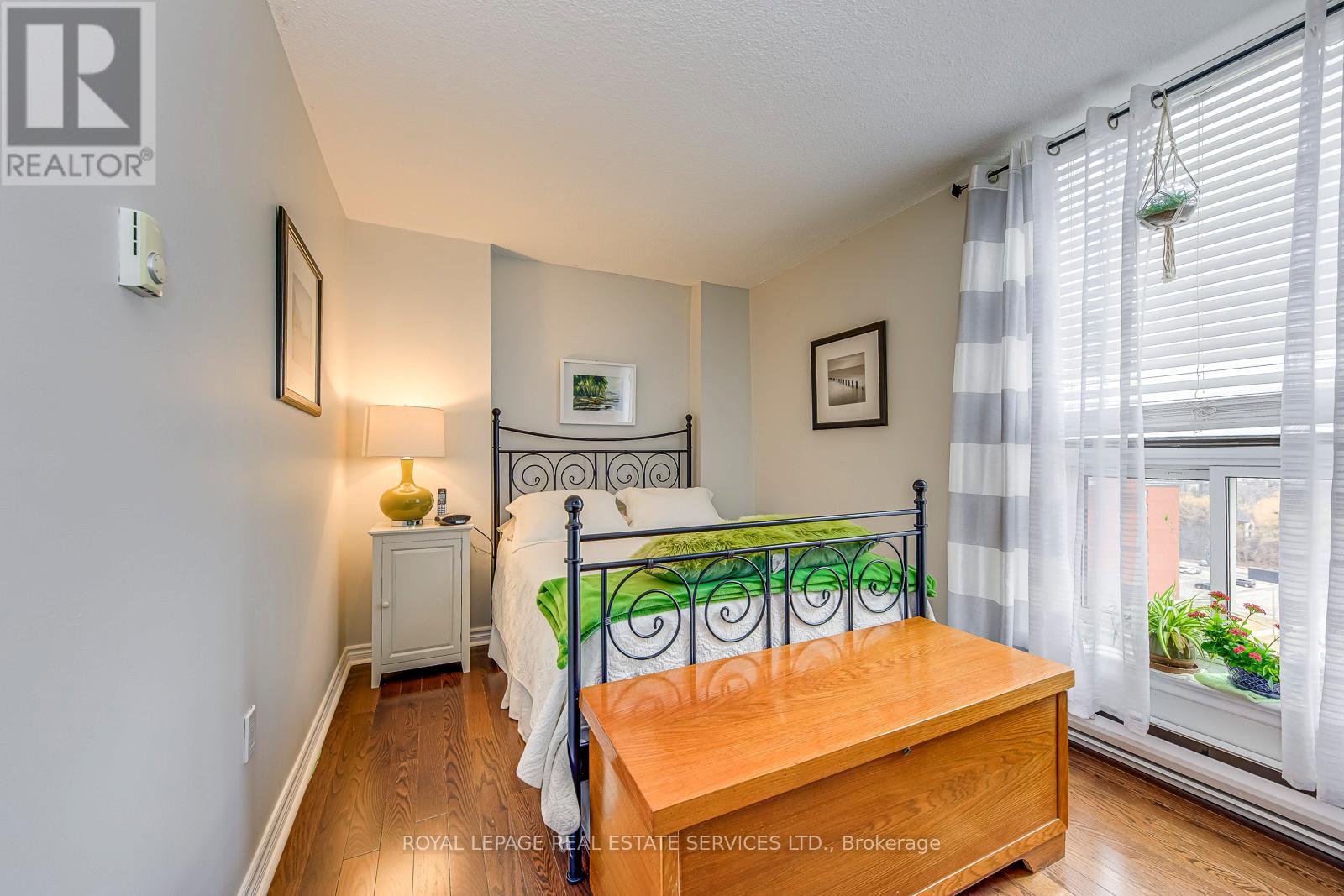 1104 - 965 Inverhouse Drive, Mississauga, Ontario  L5J 4B4 - Photo 36 - W12946422