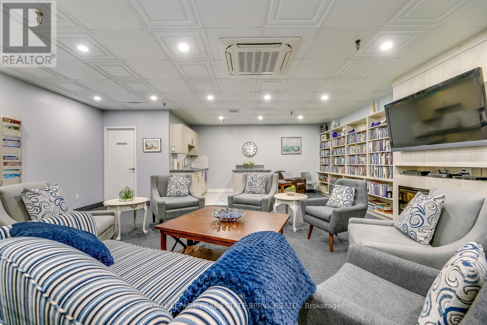 1104 - 965 Inverhouse Drive, Mississauga, Ontario  L5J 4B4 - Photo 40 - W12946422