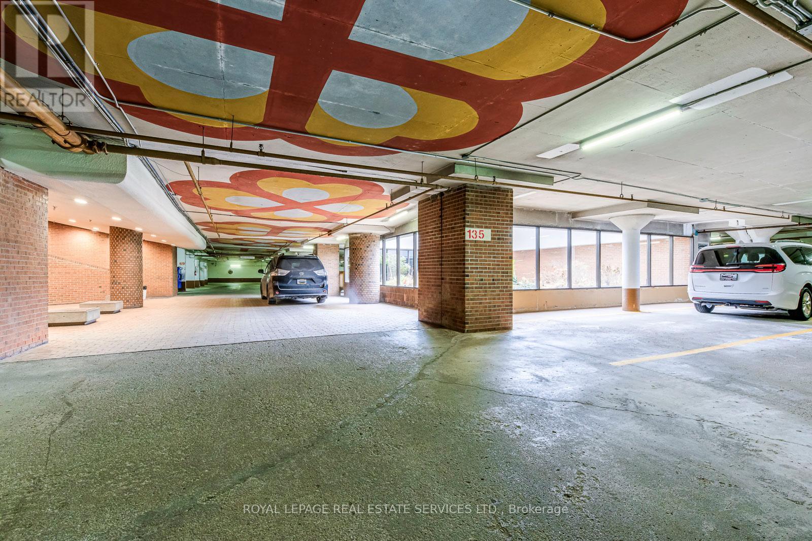 1104 - 965 Inverhouse Drive, Mississauga, Ontario  L5J 4B4 - Photo 42 - W12946422