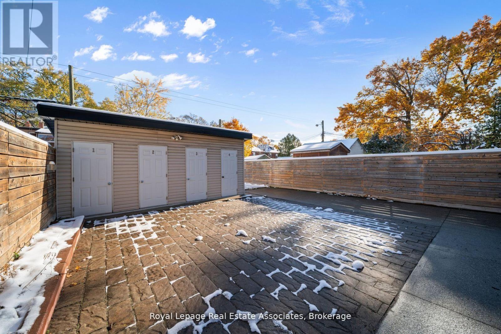 2 - 531 Runnymede Road, Toronto, Ontario  M6S 2Z8 - Photo 13 - W12946424