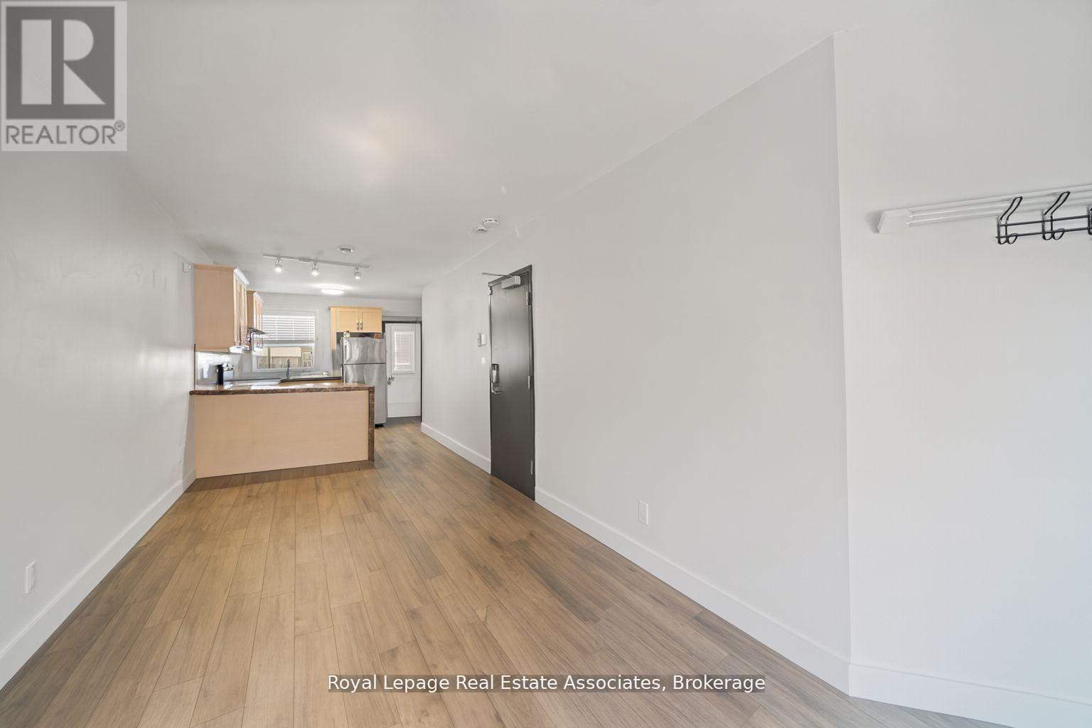 2 - 531 Runnymede Road, Toronto, Ontario  M6S 2Z8 - Photo 4 - W12946424