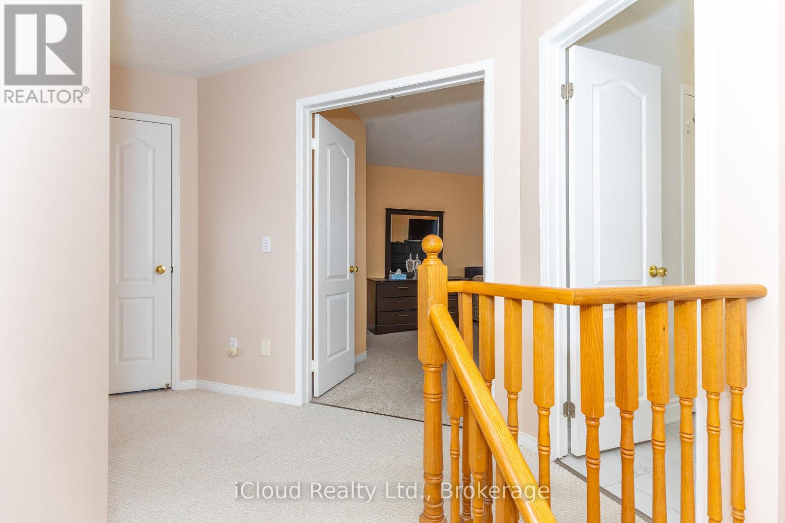 3842 Ridgepoint Way, Mississauga, Ontario  L5N 7T9 - Photo 17 - W12946428